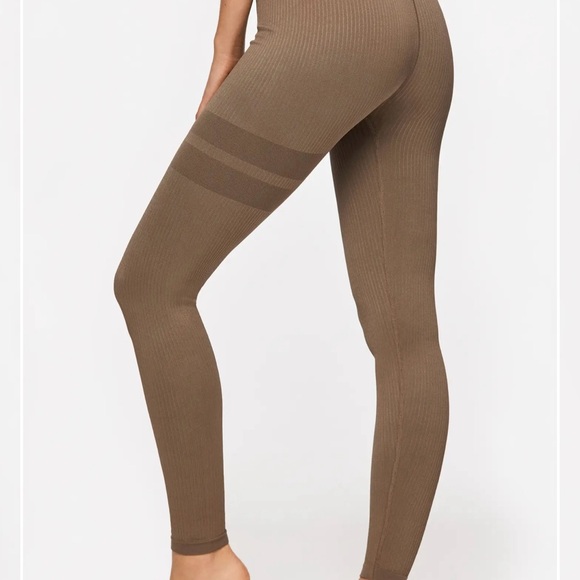 STRONGER ribbed seamless leggings NWT - Picture 6 of 12
